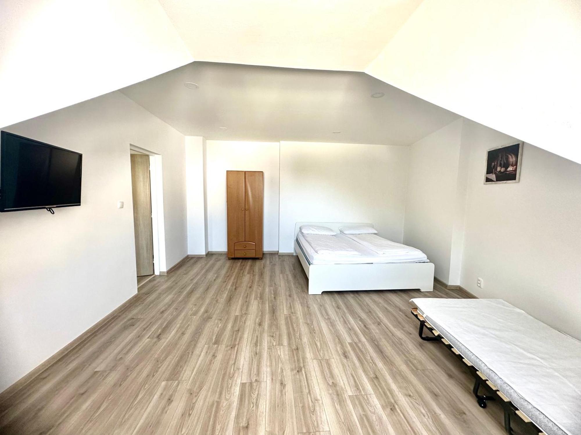 Apartment Th Karlovy Vary Oda fotoğraf